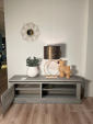 TV dressoir met metalen lijst