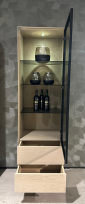 Hoge kast 2 lade + vitrine
